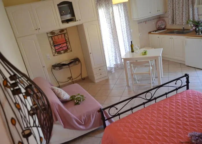 Mariastella Agios Gordios 2 アギオス・ゴルディオス